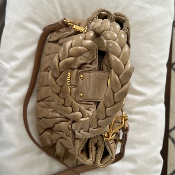 Beige Miu Miu Matelasse Ciara Lux - Picture 5 of 11